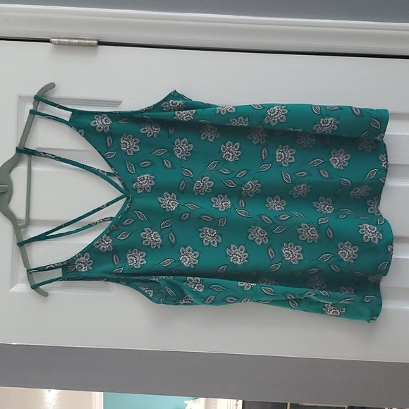 Maurices Tops - 🟢 $3 SALE MAURICES SLEEVELESS TOP TANK SIZE XXL